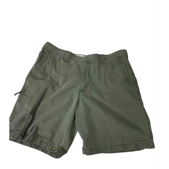 Columbia Shorts Mens 38 Green Cargo 100% Cotton Outdoor Hiking Utility Pockets - Picture 1 of 6